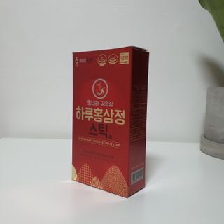 힘내라김홍삼 하루홍삼정스틱 10g x 10포 — 5점을 준 리뷰어가 2021년 3월 올린 사용 사진