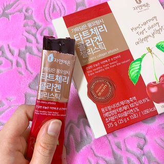 자연에온 가득담은 몽모랑시 타트체리 콜라겐 젤리스틱 — 4점을 준 리뷰어가 2021년 1월 올린 사용 사진