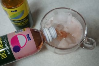 더그레잇티 콤부차 300ml *12개입 (오리지널 6개+베리리치 6개) — 5점을 준 리뷰어가 2022년 7월 올린 사용 사진