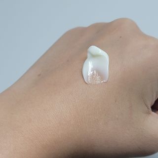 아이코이 디펜더 미백 크림 수분 기미잡티 수부지 색소침착 — 5점을 준 리뷰어가 2022년 12월 올린 사용 사진