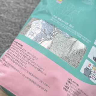 [미유박스] 울티메이트 벤토나이트 오리지널 11.8kg — 4점을 준 리뷰어가 2024년 5월 올린 사용 사진