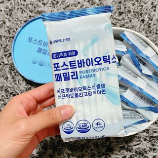 서울약사신협_포스트바이오틱스패밀리_5g x 100포 — 4.5점을 준 리뷰어가 2021년 5월 올린 사용 사진