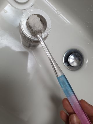 에브리모먼트 에브리 모먼트 칫솔 Every moment toothbrush — 4.5점을 준 리뷰어가 2022년 2월 올린 사용 사진