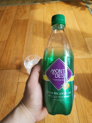 몽베스트 Montbest with Sparkling water Lemon OR Lime 20병(랜덤) — 5점을 준 리뷰어가 2023년 2월 올린 사용 사진