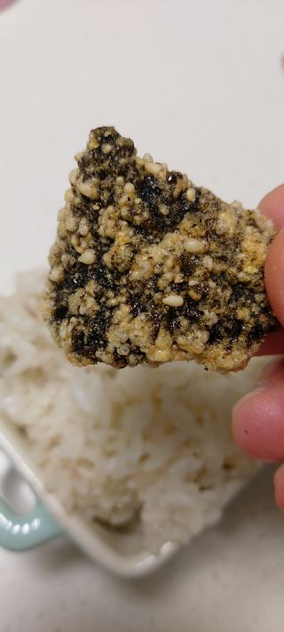 오봉산꽃부각 [만나식품] 오봉산 꽃부각 3가지 맛(오리지널, 새우맛, 매운고추맛) — 4점을 준 리뷰어가 2023년 1월 올린 사용 사진