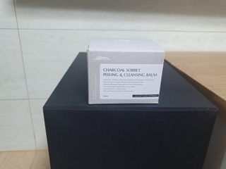 프롬노시베 차콜 소르베 필링 앤 클렌징 밤 — 4점을 준 리뷰어가 2022년 1월 올린 사용 사진