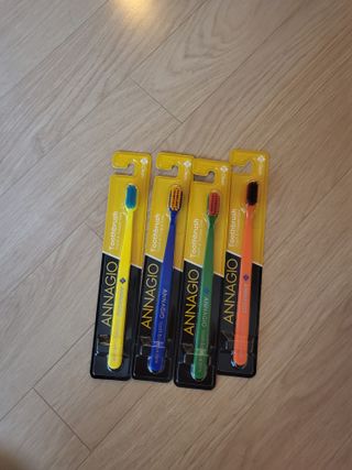 [지오클린] 안나지오 구취케어  기능성 치약 칫솔 세트 (칫솔 5 개+치약 100g 1 개 ) — 5점을 준 리뷰어가 2022년 8월 올린 사용 사진