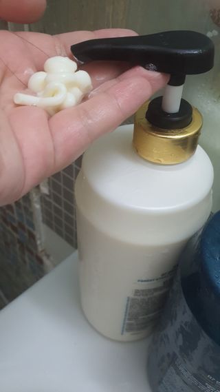 [포레스트스토리] B7 안티 헤어로스 샴푸1,000ml + 헤어팩 1,000ml — 5점을 준 리뷰어가 2021년 3월 올린 사용 사진