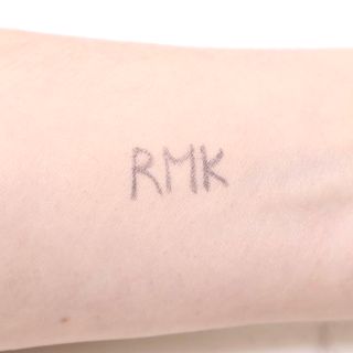 [RMK] 메이크업 베이스 + 리퀴드 파운데이션 — 5점을 준 리뷰어가 2021년 3월 올린 사용 사진