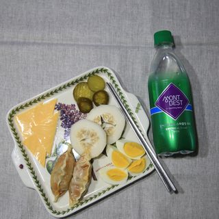 몽베스트 Montbest with Sparkling water Plain 20병 — 5점을 준 리뷰어가 2022년 5월 올린 사용 사진