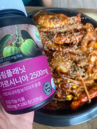 슬림플래닛 가르시니아 2500mg 비포밀 — 4.5점을 준 리뷰어가 2021년 3월 올린 사용 사진