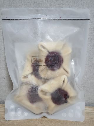 서브큐 메테뭉크 블루베리 크라운 냉동생지 (소포장) — 5점을 준 리뷰어가 2022년 6월 올린 사용 사진