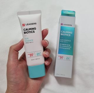 리더스코스메틱 리더스 카밍 바이오틱스 선 에센스 SPF 50+ PA++++ — 5점을 준 리뷰어가 2022년 7월 올린 사용 사진
