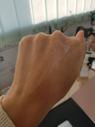[후르디아] 끈적임 없는 착한성분 비건  핸드크림 3종 — 5점을 준 리뷰어가 2022년 12월 올린 사용 사진