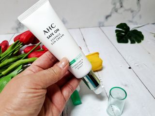 [AHC] 세이프온 에센스 선크림 올리브영 스페셜 증정 기획세트 — 5점을 준 리뷰어가 2022년 6월 올린 사용 사진
