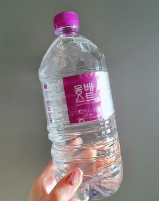 몽베스트 MONTBEST 1L 12입 — 5점을 준 리뷰어가 2022년 2월 올린 사용 사진
