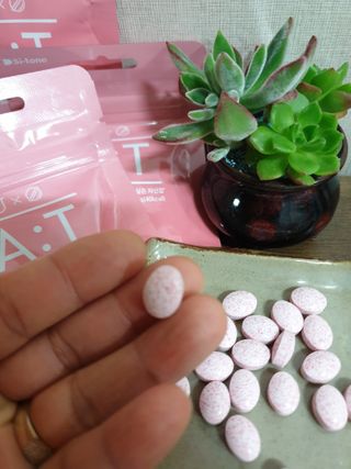 입 냄새 완화에 도움을 주는 에티켓 캔디 복숭아맛 앳캔디 — 4점을 준 리뷰어가 2020년 12월 올린 사용 사진