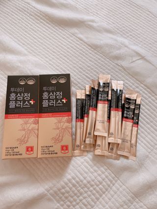 서울약사신협_투데이홍삼정플러스스틱_10g x 30포 — 5점을 준 리뷰어가 2021년 6월 올린 사용 사진