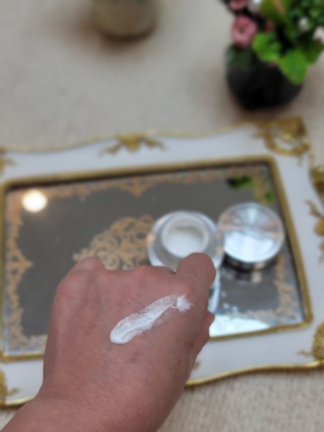 화사한크림 리뷰 사진