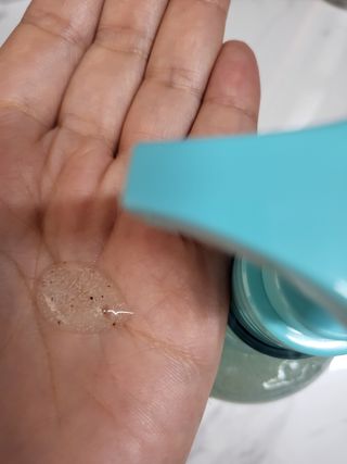 벨먼 내추럴스파 수분광채 스크럽 바디워시 600ml 5종 — 5점을 준 리뷰어가 2022년 5월 올린 사용 사진