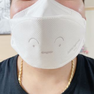 [숨그림]  덴탈마스크 짱구 우리아이 그리고 내가 쓰는 믿을수있는 케릭터 마스크  16종 — 5점을 준 리뷰어가 2021년 11월 올린 사용 사진