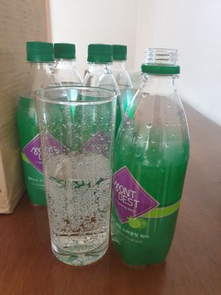 몽베스트 Montbest with Sparkling water Lime20병 — 5점을 준 리뷰어가 2021년 10월 올린 사용 사진