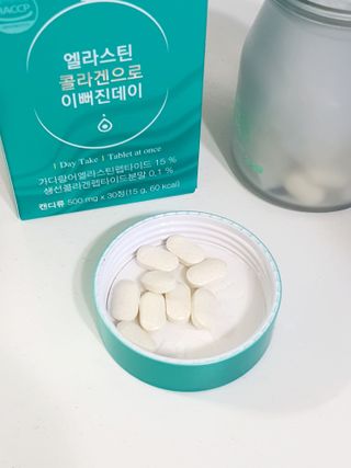 체인미 엘라스틴 콜라겐으로 이뻐진데이 500mg x 30정 — 5점을 준 리뷰어가 2021년 12월 올린 사용 사진