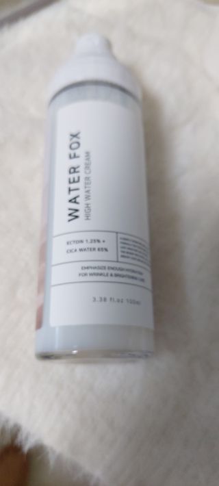 가치 WATERFOX(워터폭스)-엑토인 시카-비옴 하이 워터 크림 (100ml) — 3.5점을 준 리뷰어가 2023년 3월 올린 사용 사진