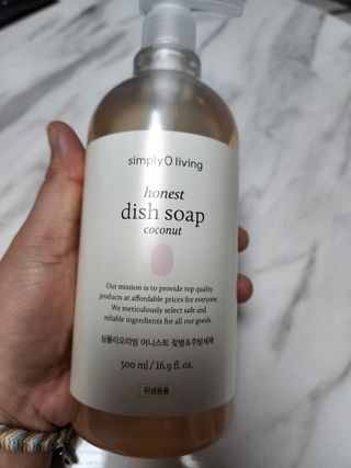 심플리오리빙 어니스트 주방세제 본품 500ml + 리필 900ml (코코넛향) — 5점을 준 리뷰어가 2022년 6월 올린 사용 사진