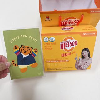 광동제약 [광동] 비타500데일리스틱 70포X2개 + 뚱랑이엽서 + 쇼핑백 증정 — 5점을 준 리뷰어가 2022년 1월 올린 사용 사진