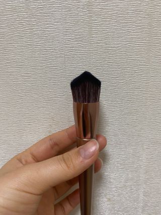 [툴앤썸] 메이크업 브러시로 바르고 호빵 스펀지로 클렌징하는 A-Z 뷰티툴 5종 — 4점을 준 리뷰어가 2021년 1월 올린 사용 사진