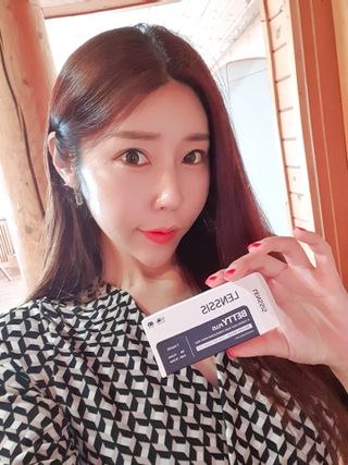 렌시스 LENSSIS [ 렌시스 ] 품절대란템 , 데일리로 쓰기 좋은 ＃베티 시리즈 1개월용 ｜ 5컬러 중 택1 ｜ — 5점을 준 리뷰어가 2021년 4월 올린 사용 사진