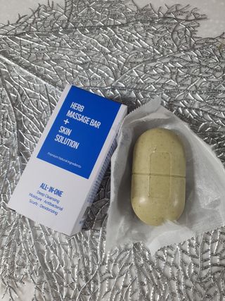 제이제이바이오 허브마사지바 올인원 알약비누 — 5점을 준 리뷰어가 2022년 3월 올린 사용 사진