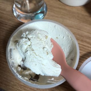 [브레이브퀸] 수제 그릭 요거트 3종세트 플레인 블루베리 청포도 — 4.5점을 준 리뷰어가 2022년 1월 올린 사용 사진
