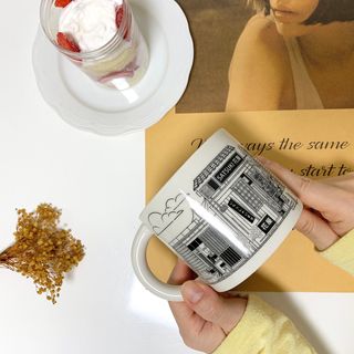 아티쉬 아티스트 헤이 메이디 머그 3종 — 5점을 준 리뷰어가 2022년 2월 올린 사용 사진