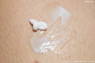 오투에니원 인컨보 바디 퍼퓸 크림 200ml — 5점을 준 리뷰어가 2022년 12월 올린 사용 사진