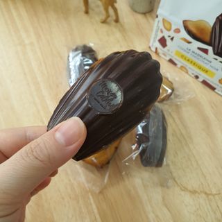 [메종콜리브리] 프랑스 마들렌 메종콜리브리 초콜릿 마들렌 2팩 — 5점을 준 리뷰어가 2022년 2월 올린 사용 사진