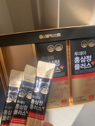 서울약사신협_투데이홍삼정플러스스틱_10g x 30포 — 4.5점을 준 리뷰어가 2021년 5월 올린 사용 사진