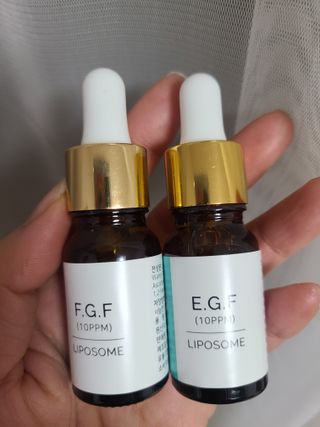 랑팡 EGF+FGF 10ppm 리포좀 앰플 원액 10ml — 5점을 준 리뷰어가 2021년 11월 올린 사용 사진