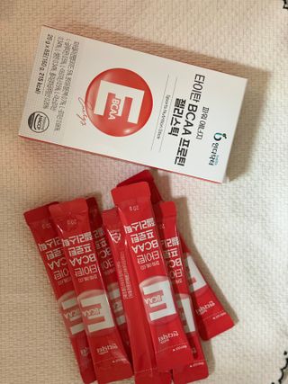 인디닥터 면역 생생 핑크 이뮨 젤리 + 타이탄 BCAA 프로틴 젤리스틱 — 5점을 준 리뷰어가 2022년 5월 올린 사용 사진