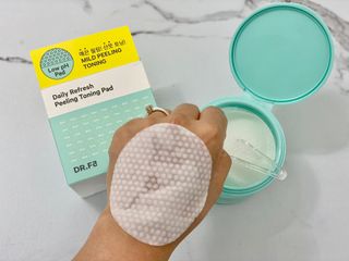 닥터에프파이브 데일리 리프레쉬 필링 토닝 패드 60매 — 5점을 준 리뷰어가 2022년 7월 올린 사용 사진