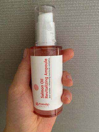 아이앤립 / EYENLIP 아이앤립 연어오일 리바이탈라이징 앰플 — 5점을 준 리뷰어가 2021년 3월 올린 사용 사진