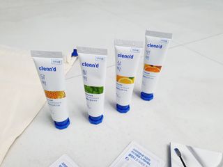 주식회사 클린디 [클린디] 파우치에 쏙 넣어 밖에서도 치아건강🦷 챙기기 [맞춤 칫솔 + 치약  + 파우치 구성] — 5점을 준 리뷰어가 2022년 1월 올린 사용 사진
