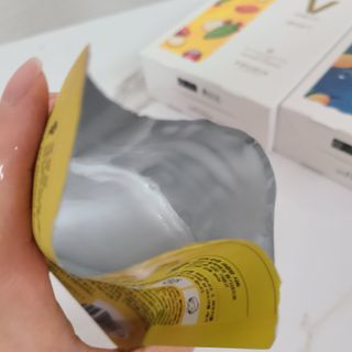 [후르디아] 골라쓰는 비건마스크팩 2종 -백년초 / 망고 — 5점을 준 리뷰어가 2021년 9월 올린 사용 사진