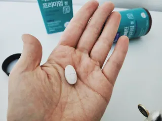 짱스마일 락토페린 프리미엄 정 1000ml x 60정 — 5점을 준 리뷰어가 2022년 12월 올린 사용 사진
