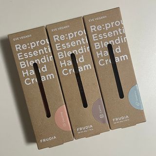 [후르디아] 끈적임 없는 착한성분 비건  핸드크림 3종 — 5점을 준 리뷰어가 2023년 12월 올린 사용 사진