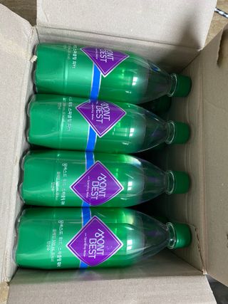 몽베스트 Montbest with Sparkling water Plain 20병 — 5점을 준 리뷰어가 2021년 10월 올린 사용 사진