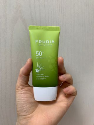 [후르디아] 민감피부를 위한 무기자차 논나노 아보카도 선크림 — 5점을 준 리뷰어가 2023년 4월 올린 사용 사진
