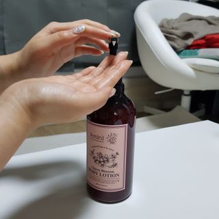 아미니 플라워테라피 바디로션  500ml 시리즈 — 5점을 준 리뷰어가 2021년 1월 올린 사용 사진