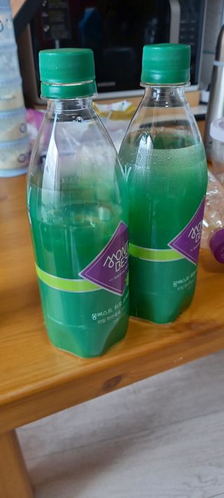 몽베스트 Montbest with Sparkling water Plain 20병 — 5점을 준 리뷰어가 2022년 6월 올린 사용 사진